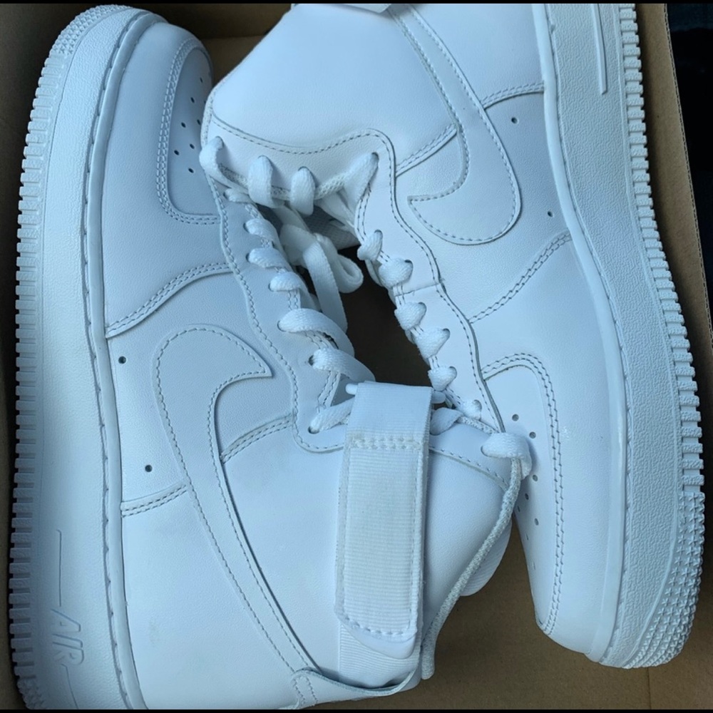 Air Force 1 High Top Women’s 8.5